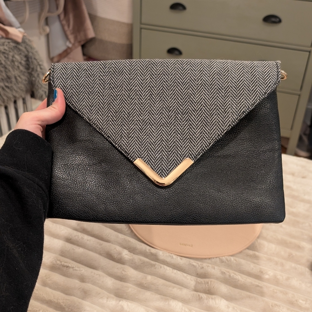 Custom flap bag clutch by Kanevas
